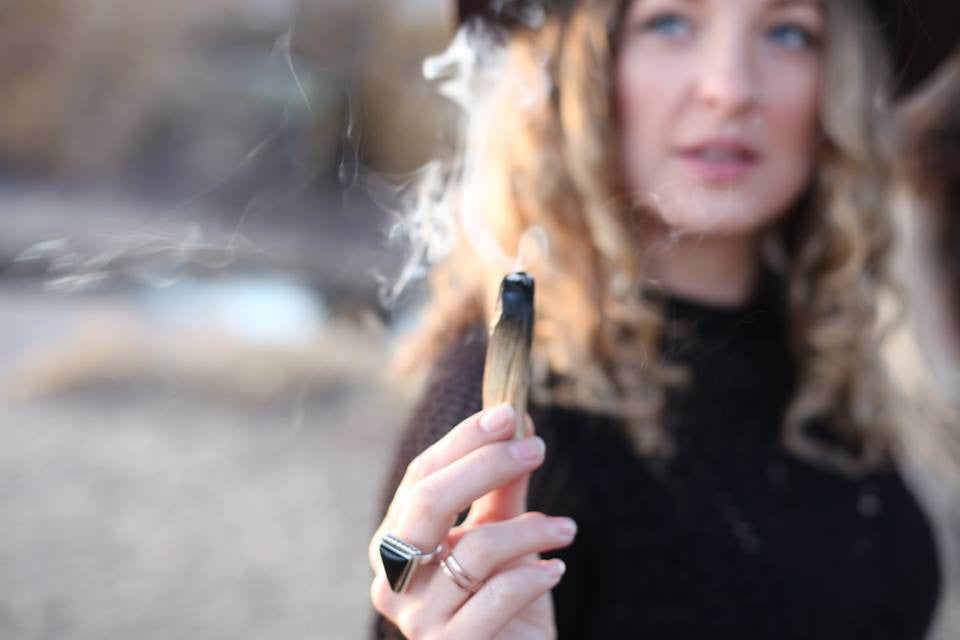 Your Guide To Palo Santo: An Introduction